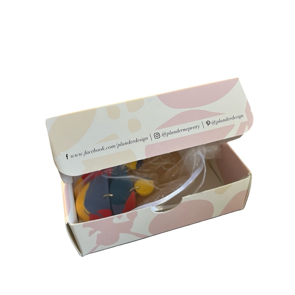 🍭5 for $20🍭 Plunder NIB Primary Earrings CC - Picture 3 of 7